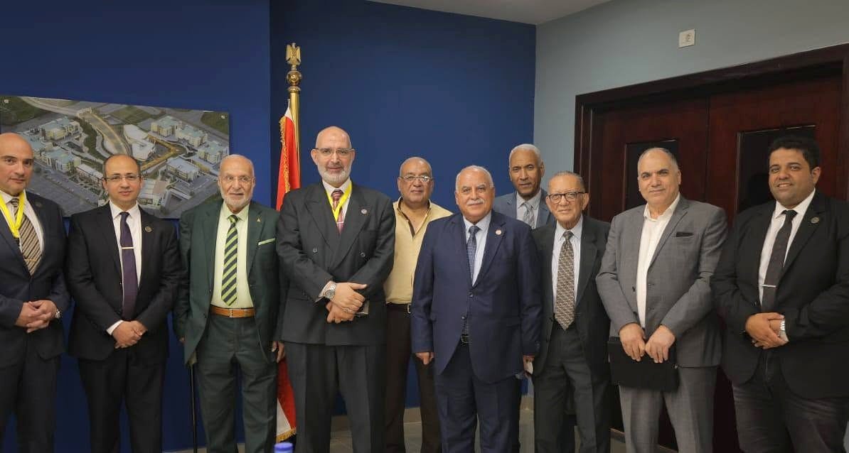 افتتاح المؤتمر الدولي الأول للعلاج الطبيعي بجامعة المدينة بالقاهرة بمشاركة عربية ودولية